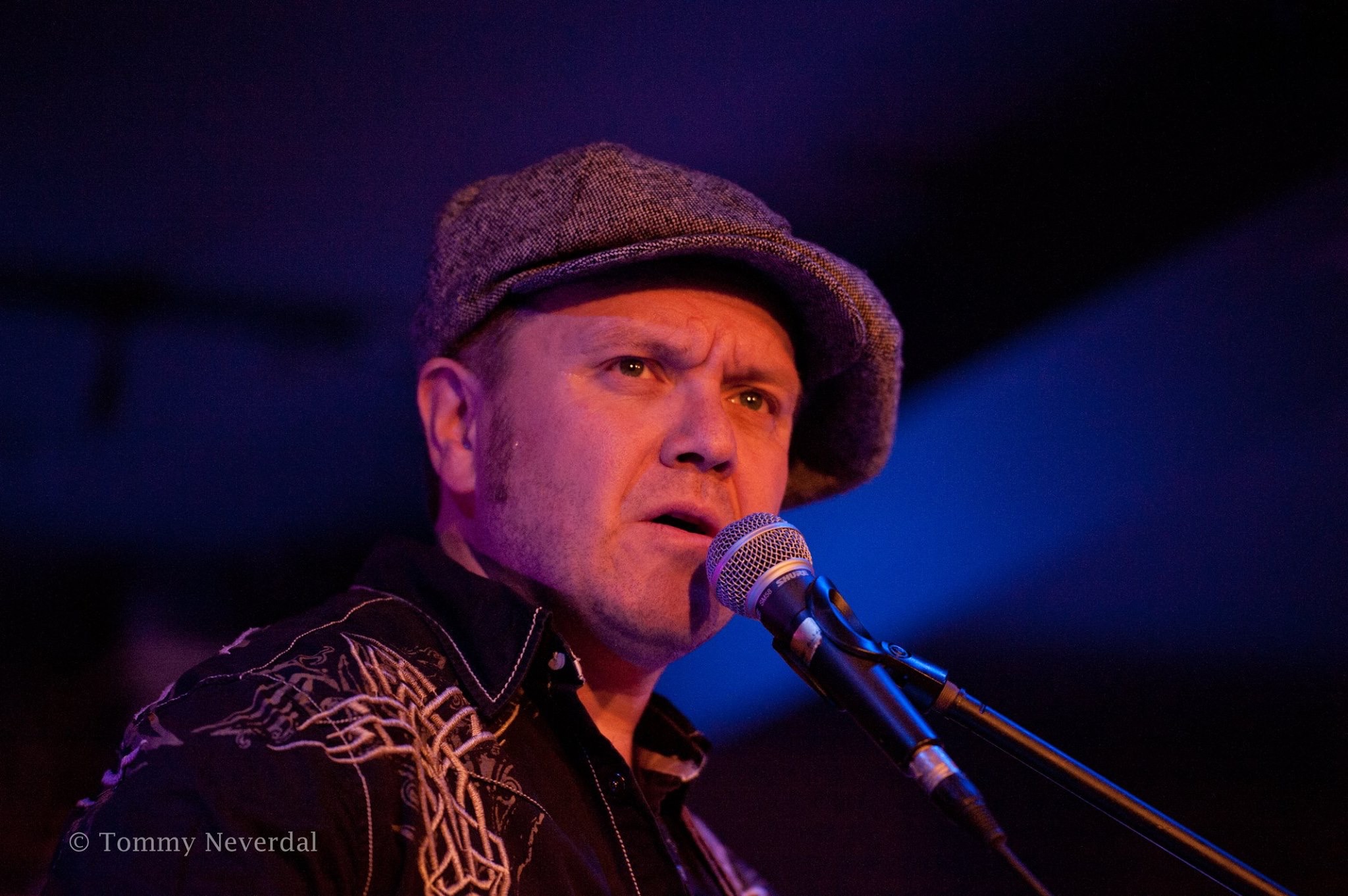 6BD26F2D-FA18-4DAB-BC90-D59231D9386A